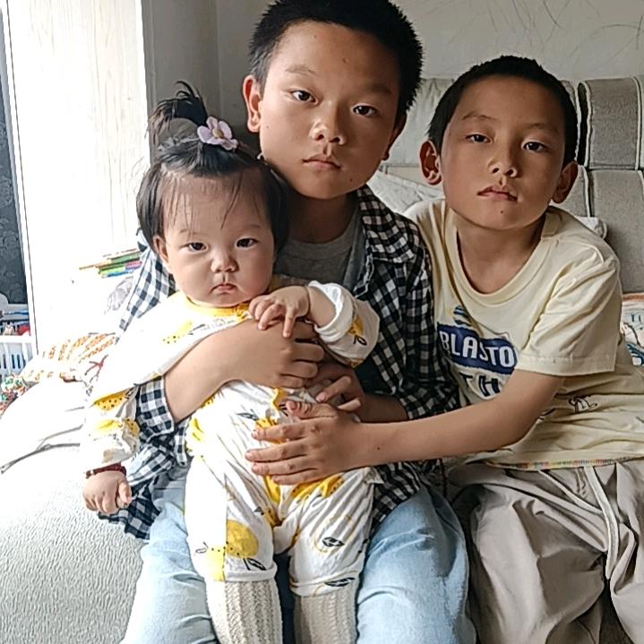 (๑>阳欢宇<๑）