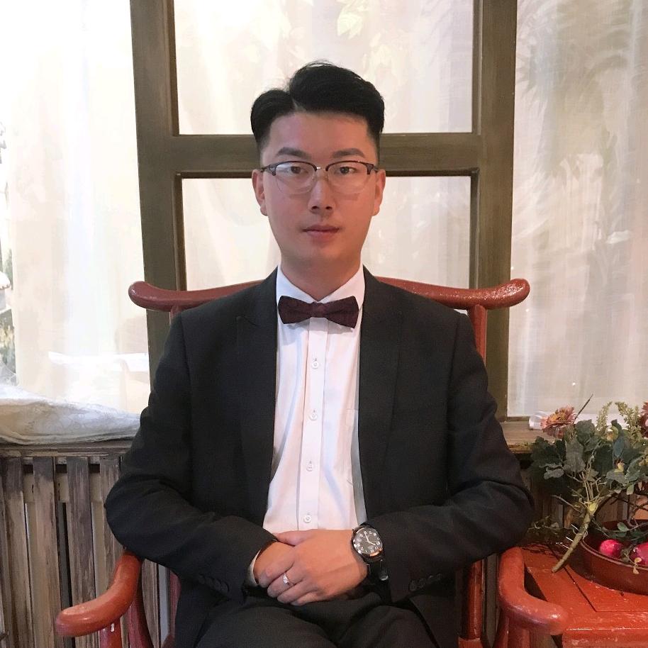 散发膝间对饮酒