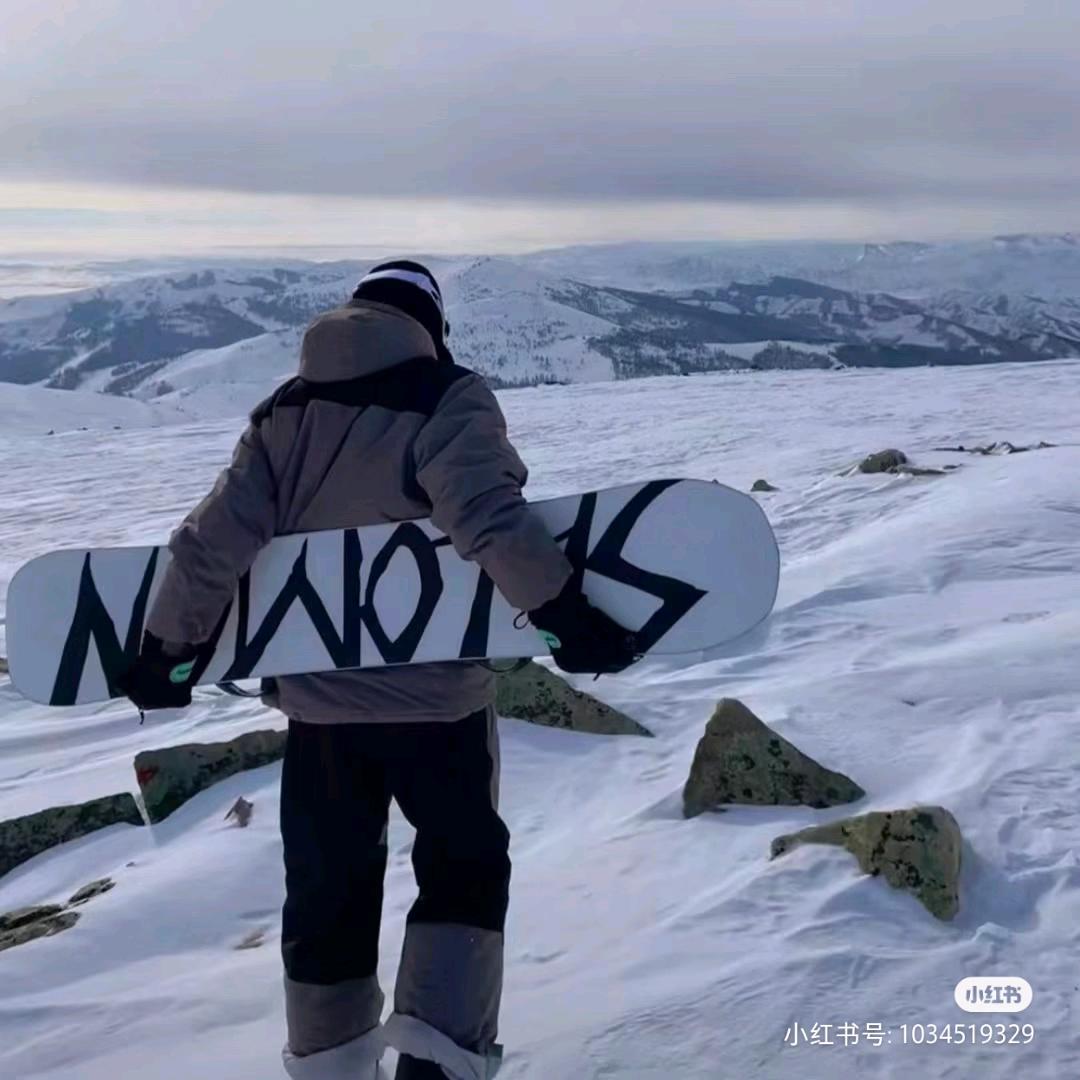 一顿饭吃三个菜的男人