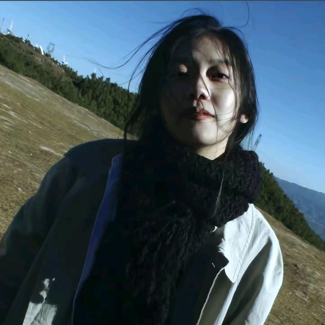 一抹曲线.