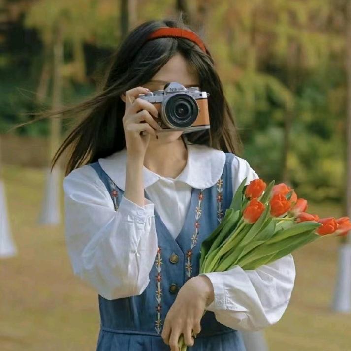 快乐的蓝色草莓蛋糕🍰