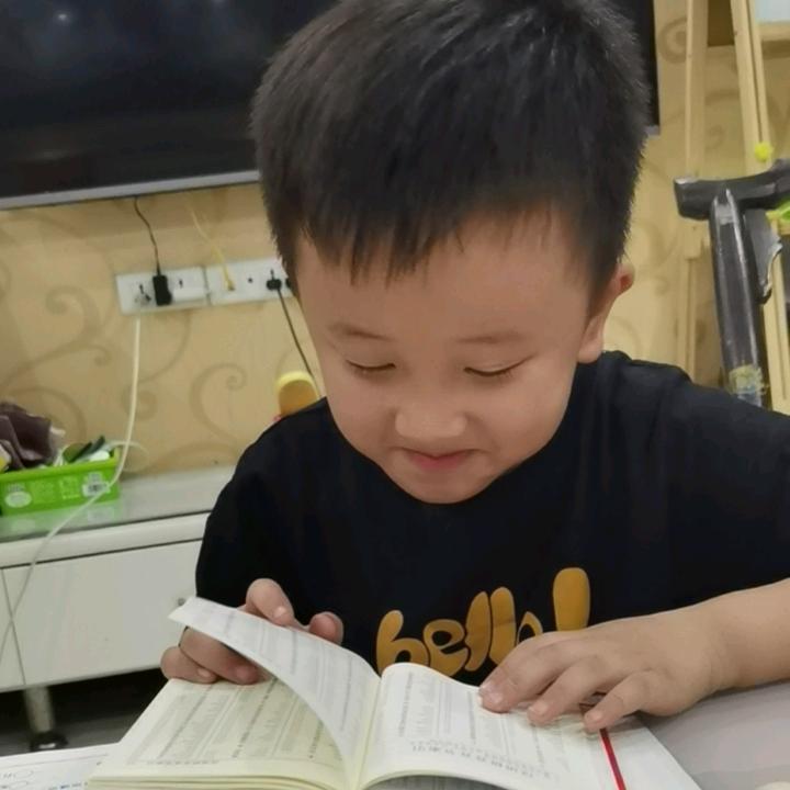 我的开心果🌴