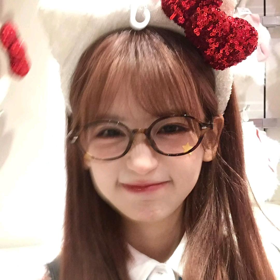 吱吱莓莓桃、