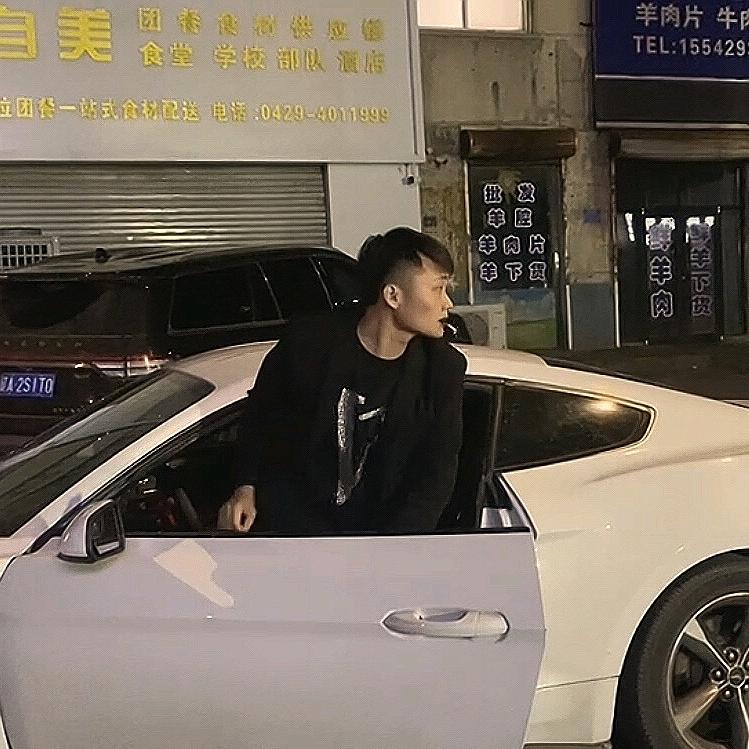 次奥