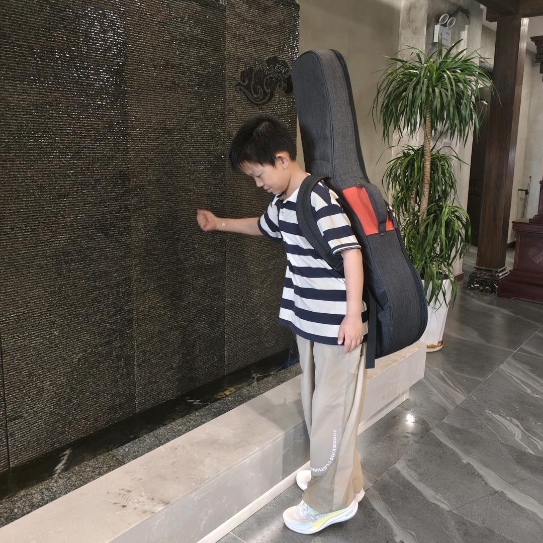 古箏少年