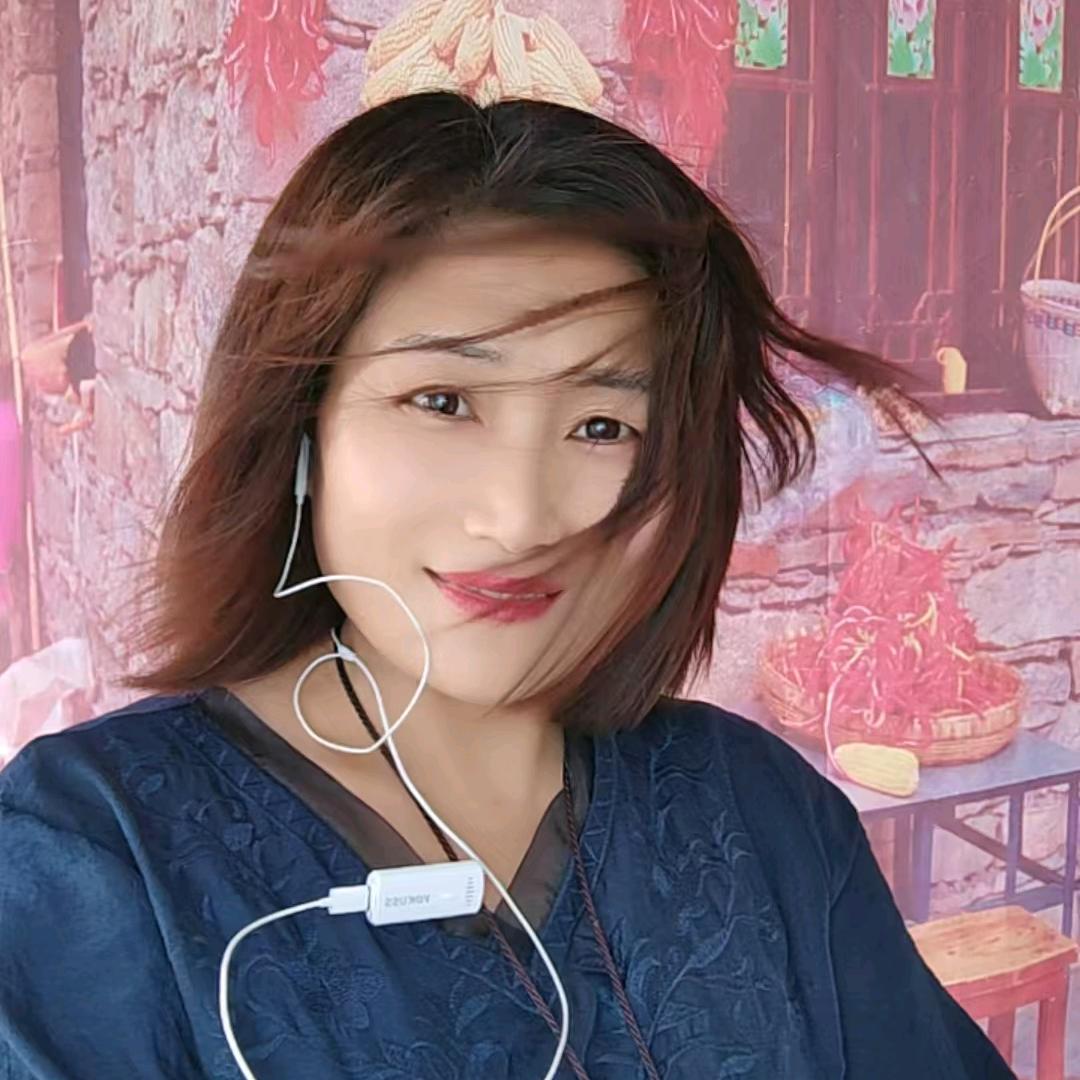 秦秦