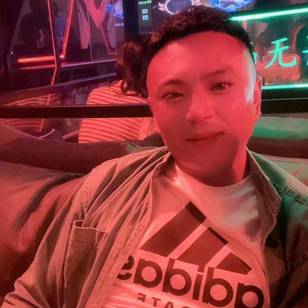 李哥不ꦿ講理໌້ᮨ
