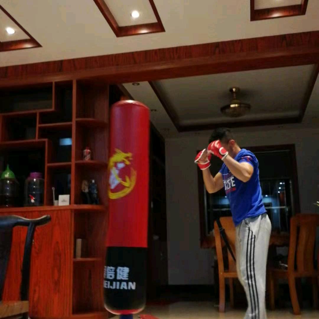 小伍伍¹