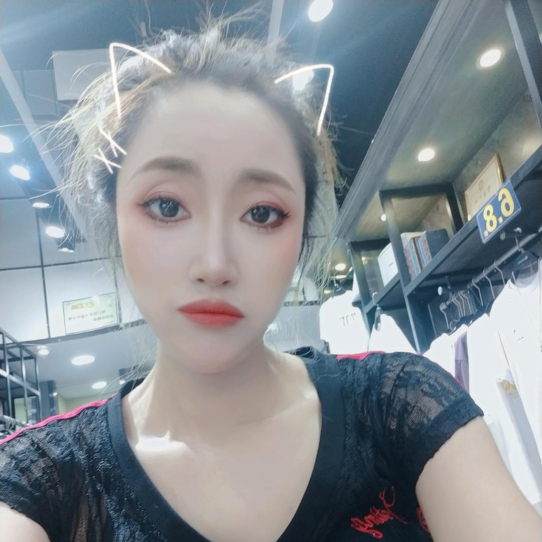 柠檬🍋泡泡🎖️1761