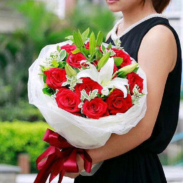 花好月圆人长久。平安快乐过-生