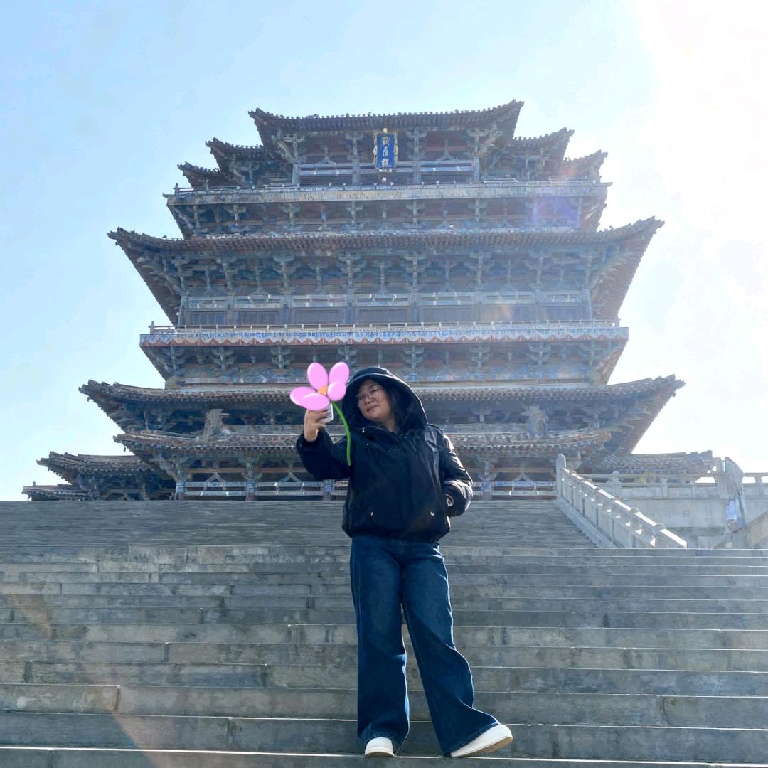 月半火昱