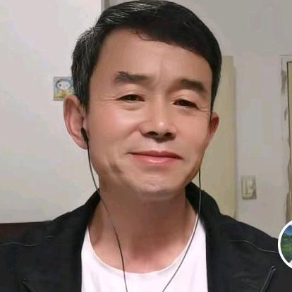 崔哥（爱山歌）