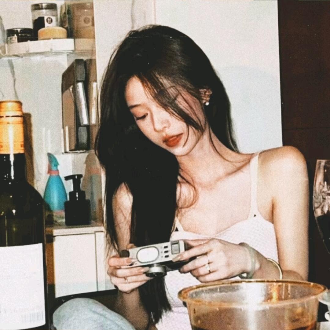 日薪月亿💰