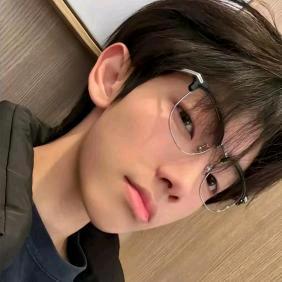 自恋被骂恋丑癖头像