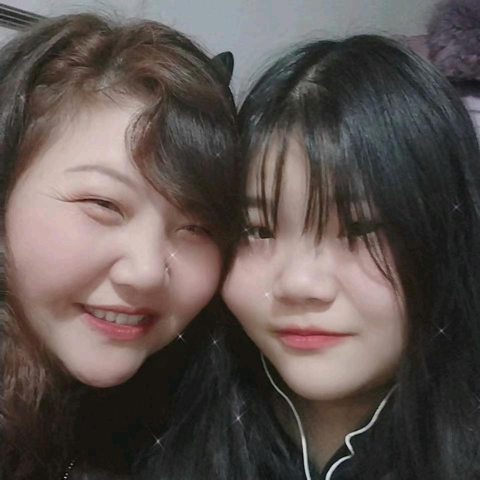 快乐的小女人