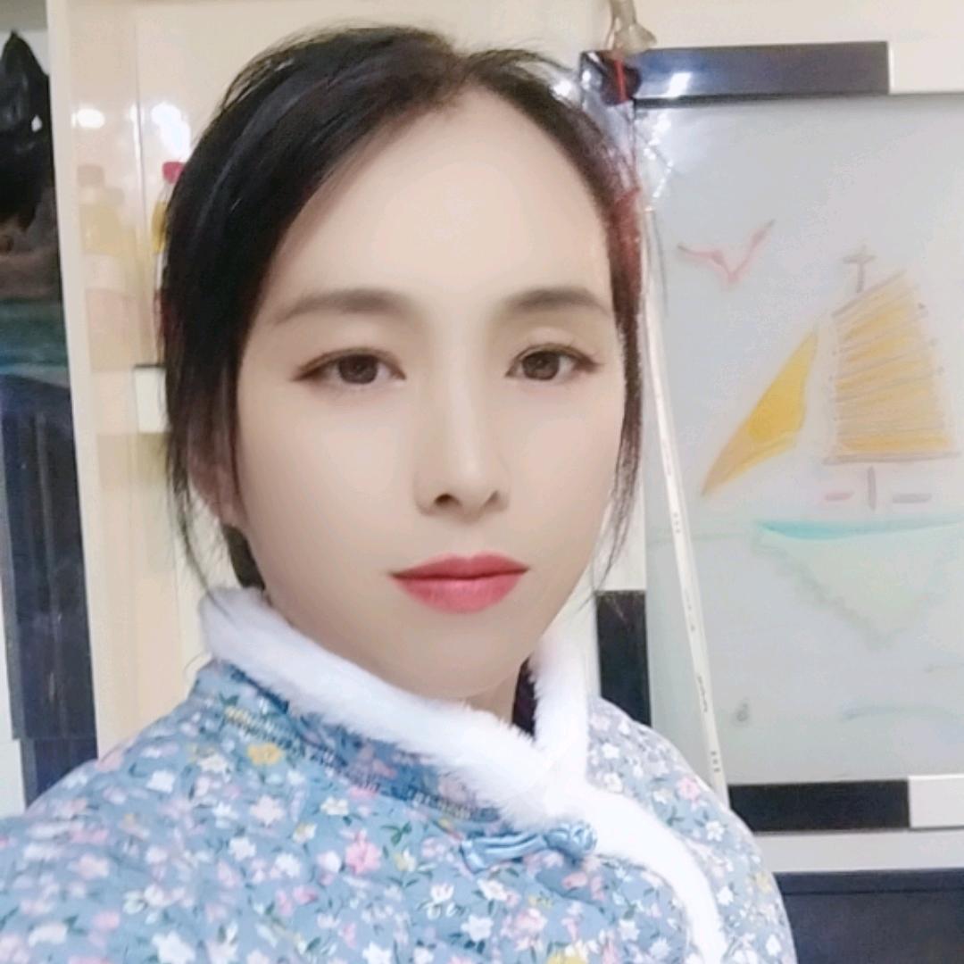 傻丫头，郑小容