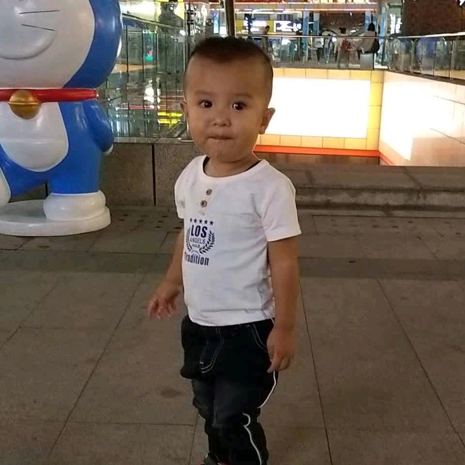 忻州蛋哥    皮蛋臭豆腐