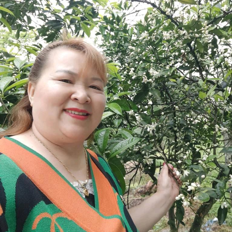 秀秀鲜水果（胖大姐）