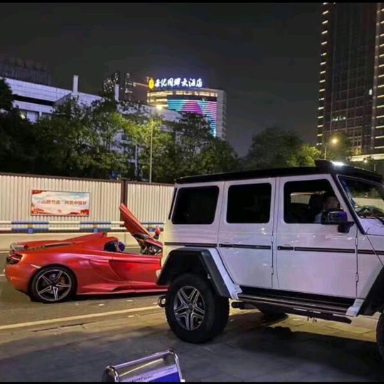 阿泽