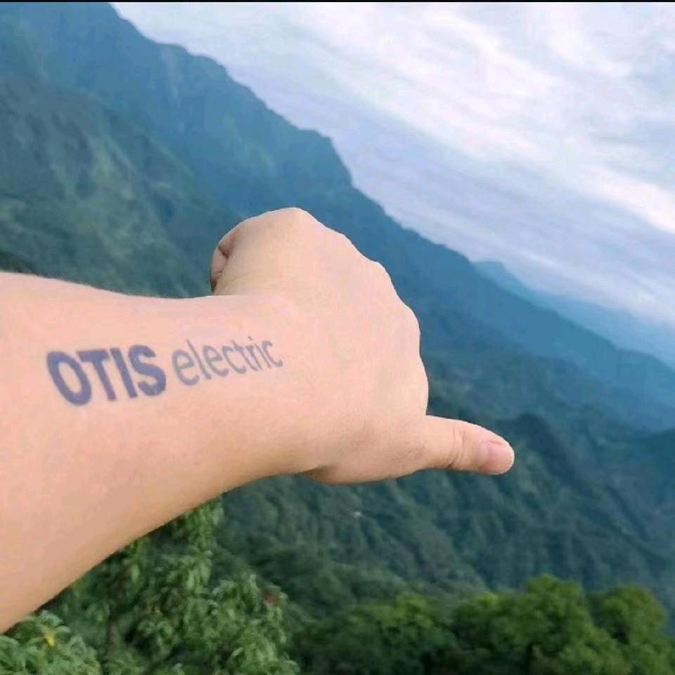 🇨🇳慕枫-🇺🇿