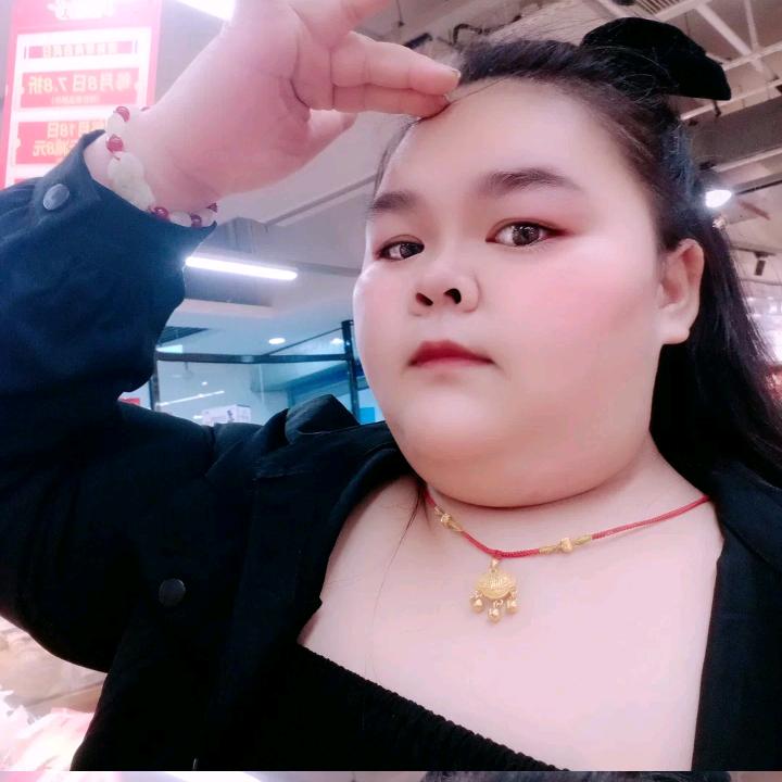 微微的风儿，轻轻吹。