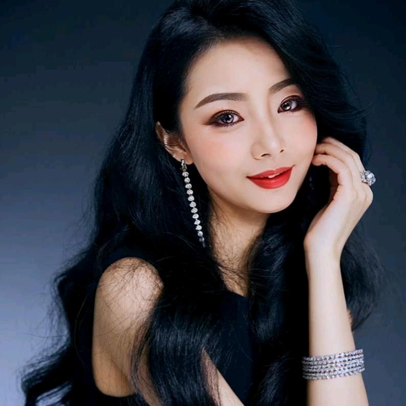 💕🌹浅笑迷离半夏空白🌹💕