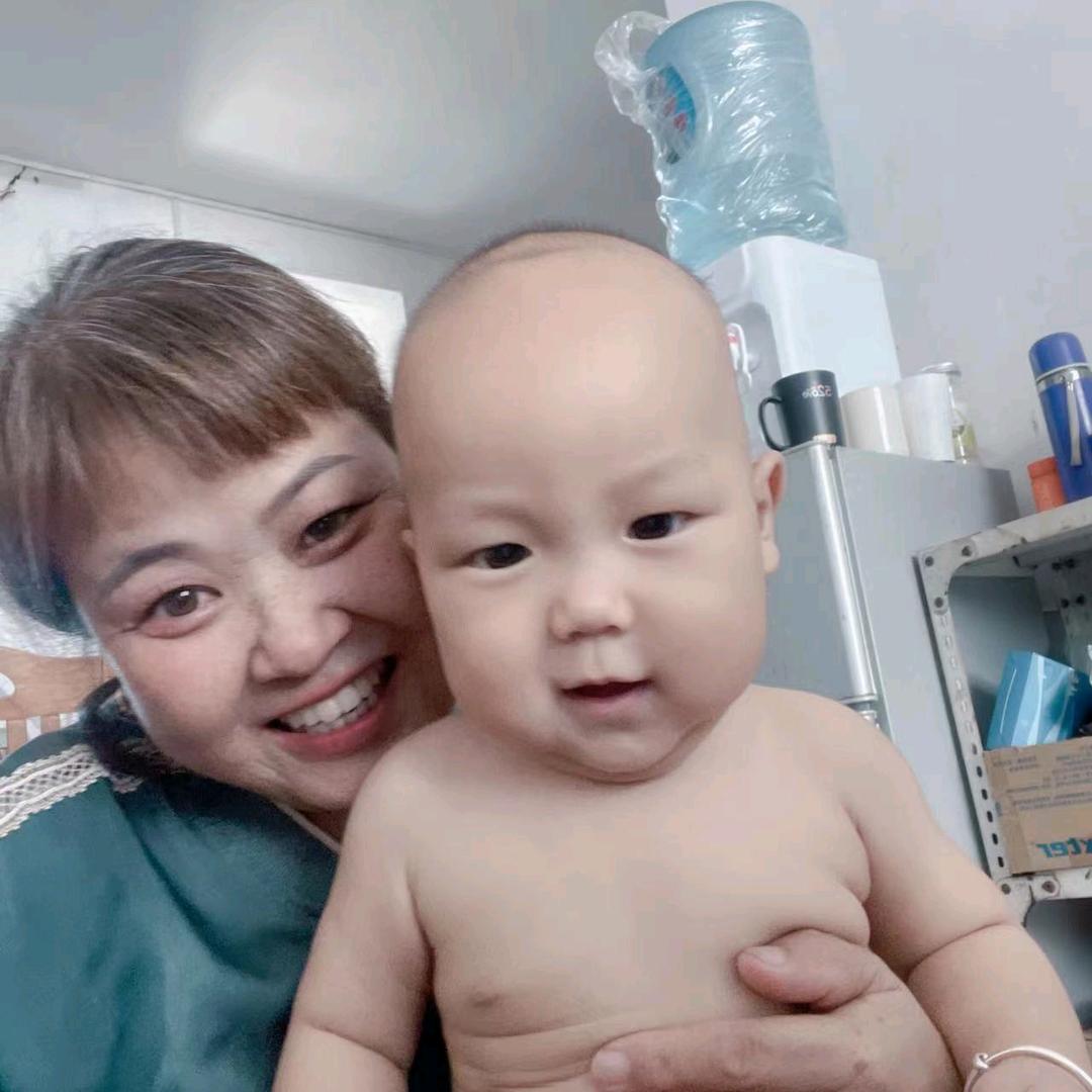 青青河边草