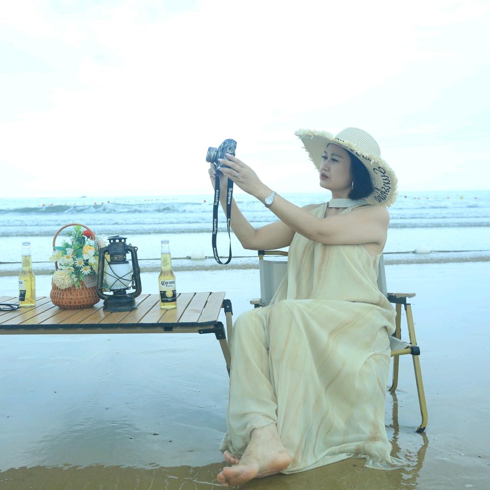 荣荣