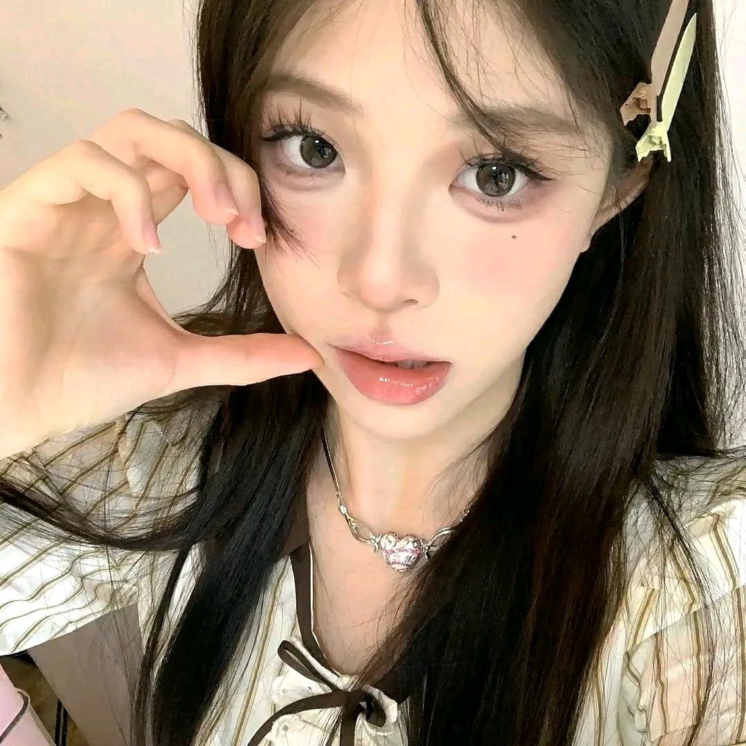 不四懒洋洋🦋