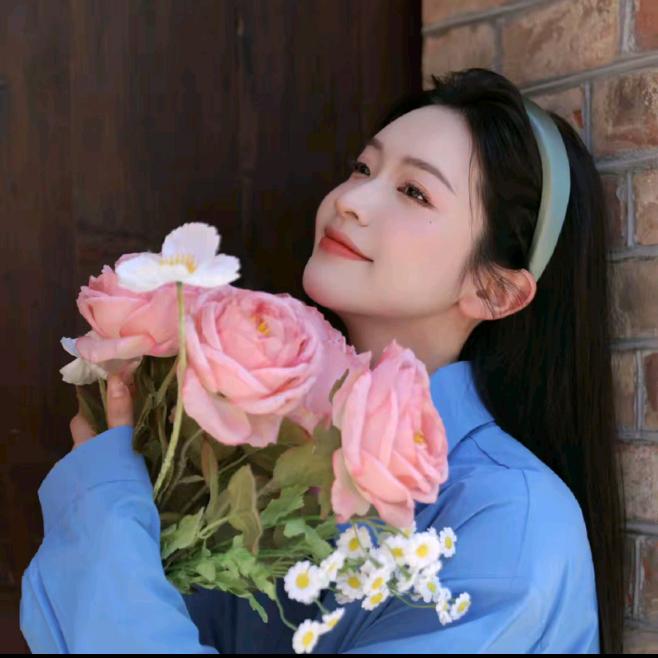 魏县小富婆女装店