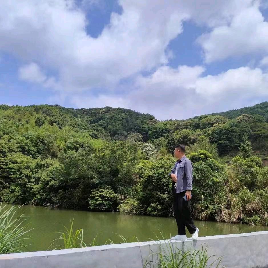 仕嘉-小卓📰👀