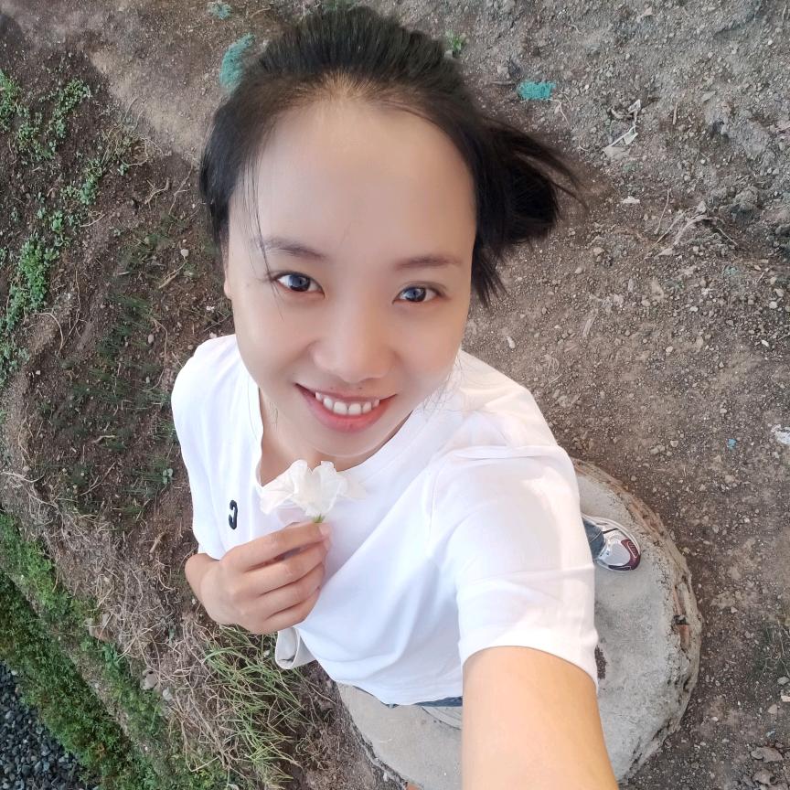 擦肩而过