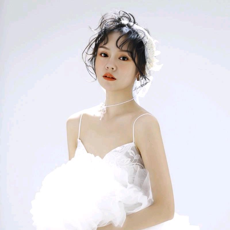 蔓蔓（拒绝私撩）