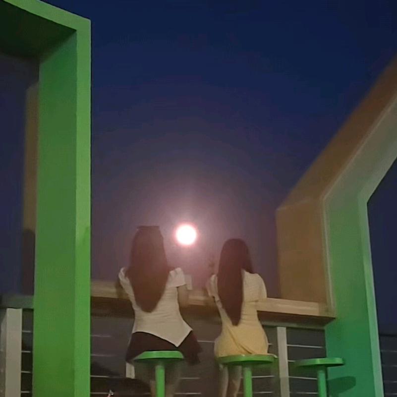 兜兜品牌穿搭