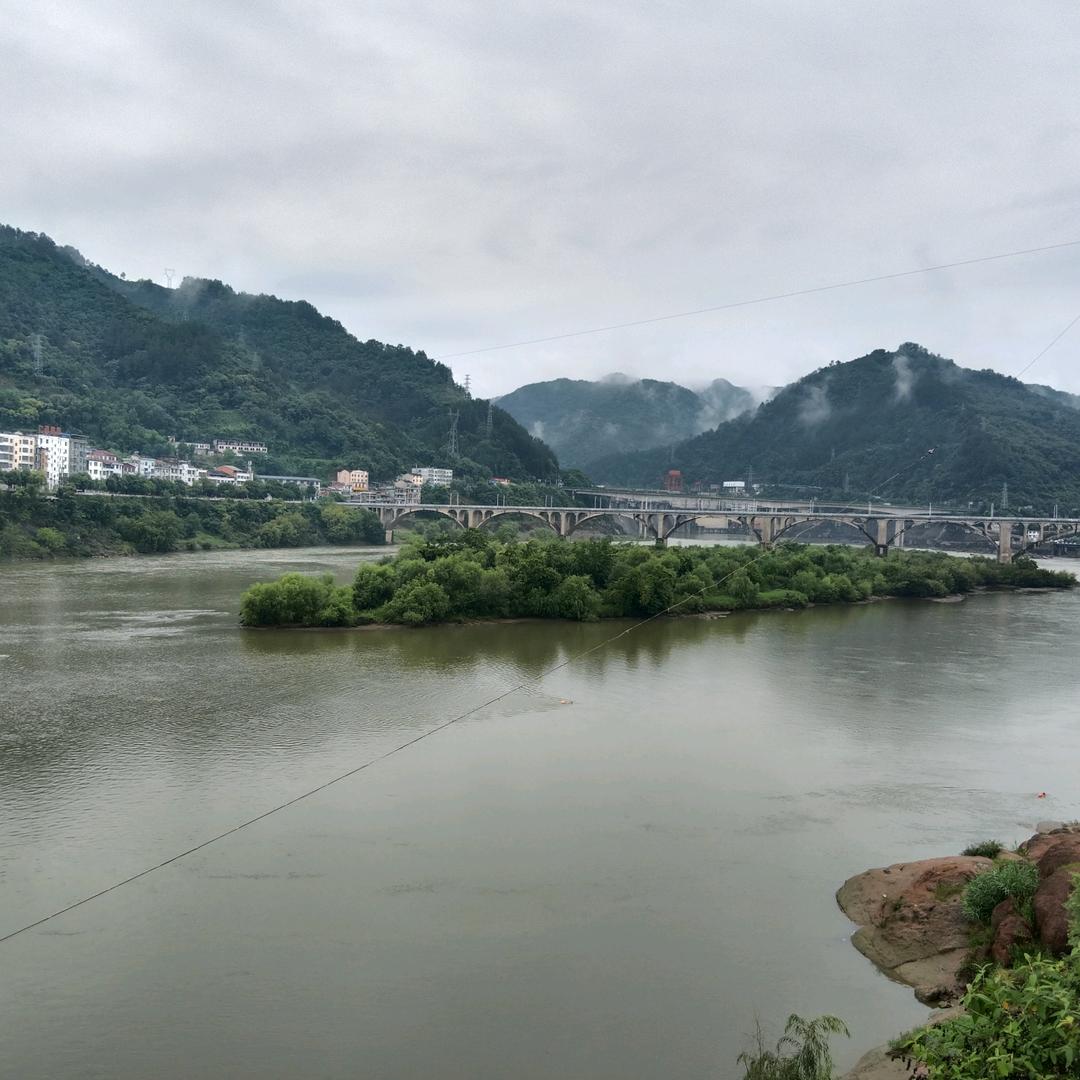 苍穹