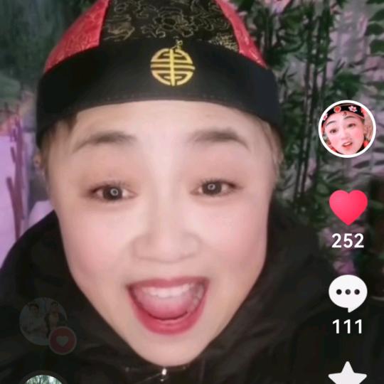 乐乐姐1（早上7：50开播）