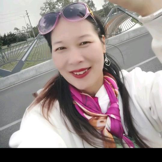 成都英英