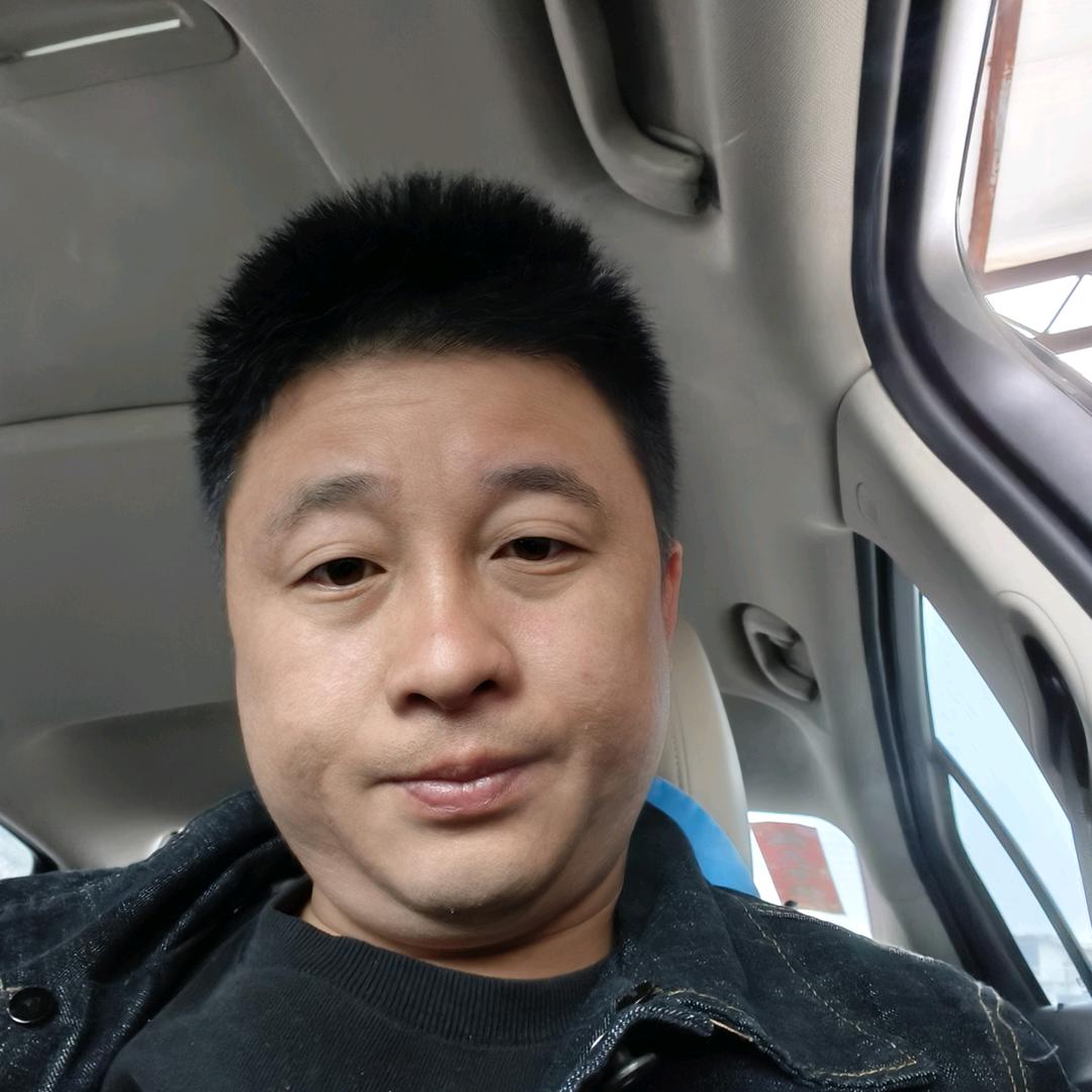 ☞{神的男人}☜♛