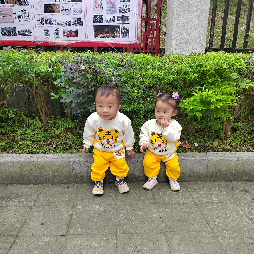 ℳঞ眼李^O^有星何  ໌້ᮨ꧔ꦿ