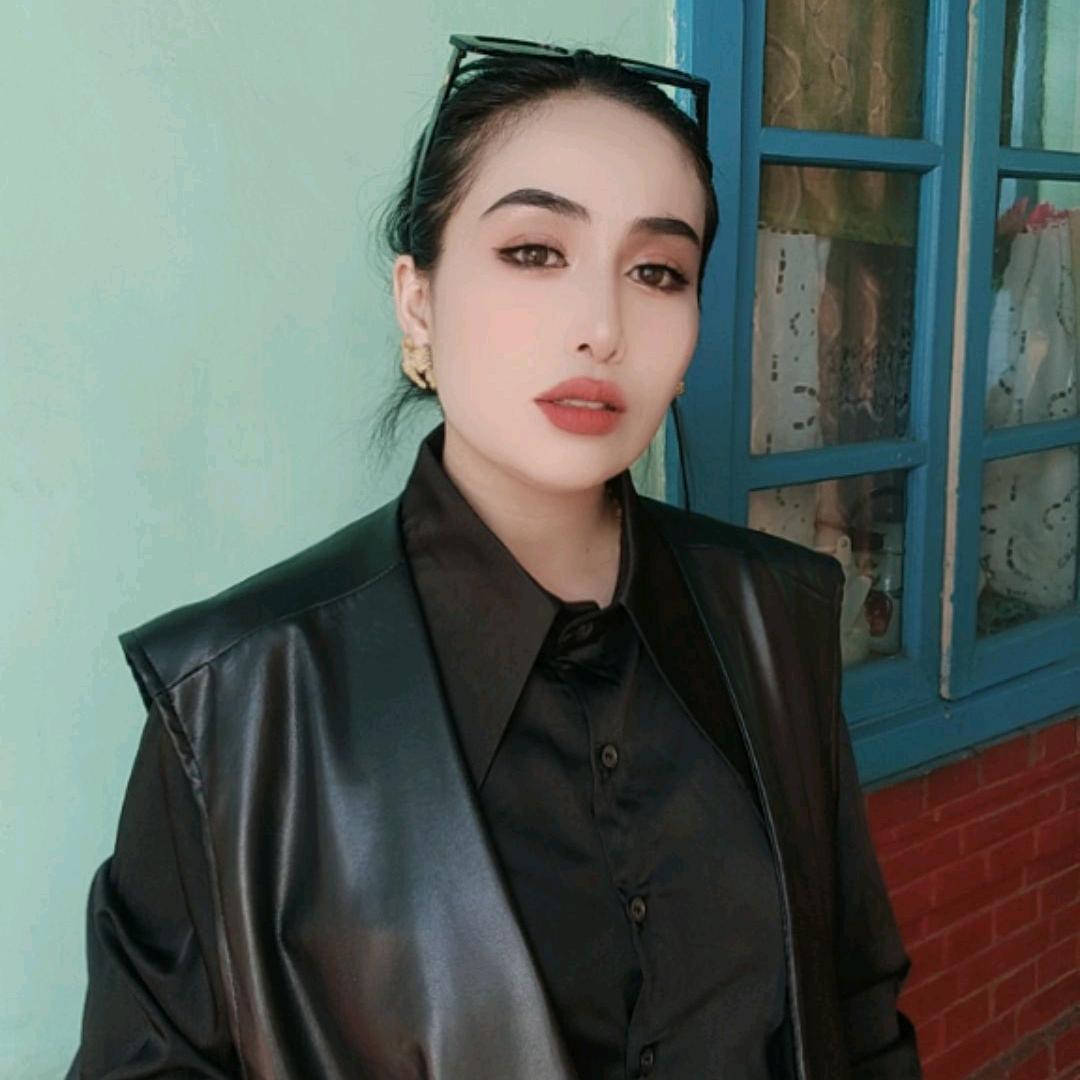 古丽洁乃提百货店