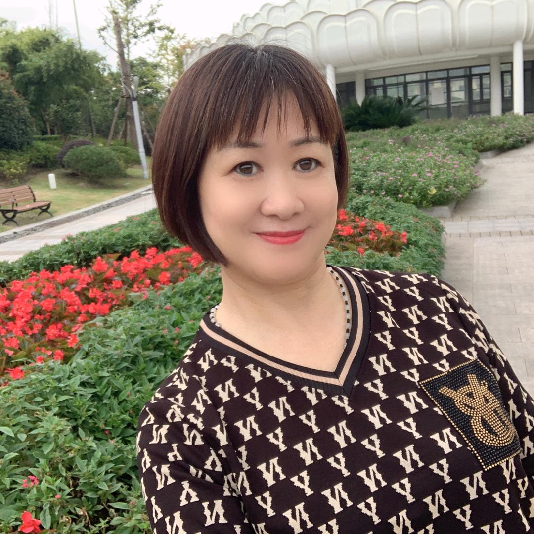 秀外慧中