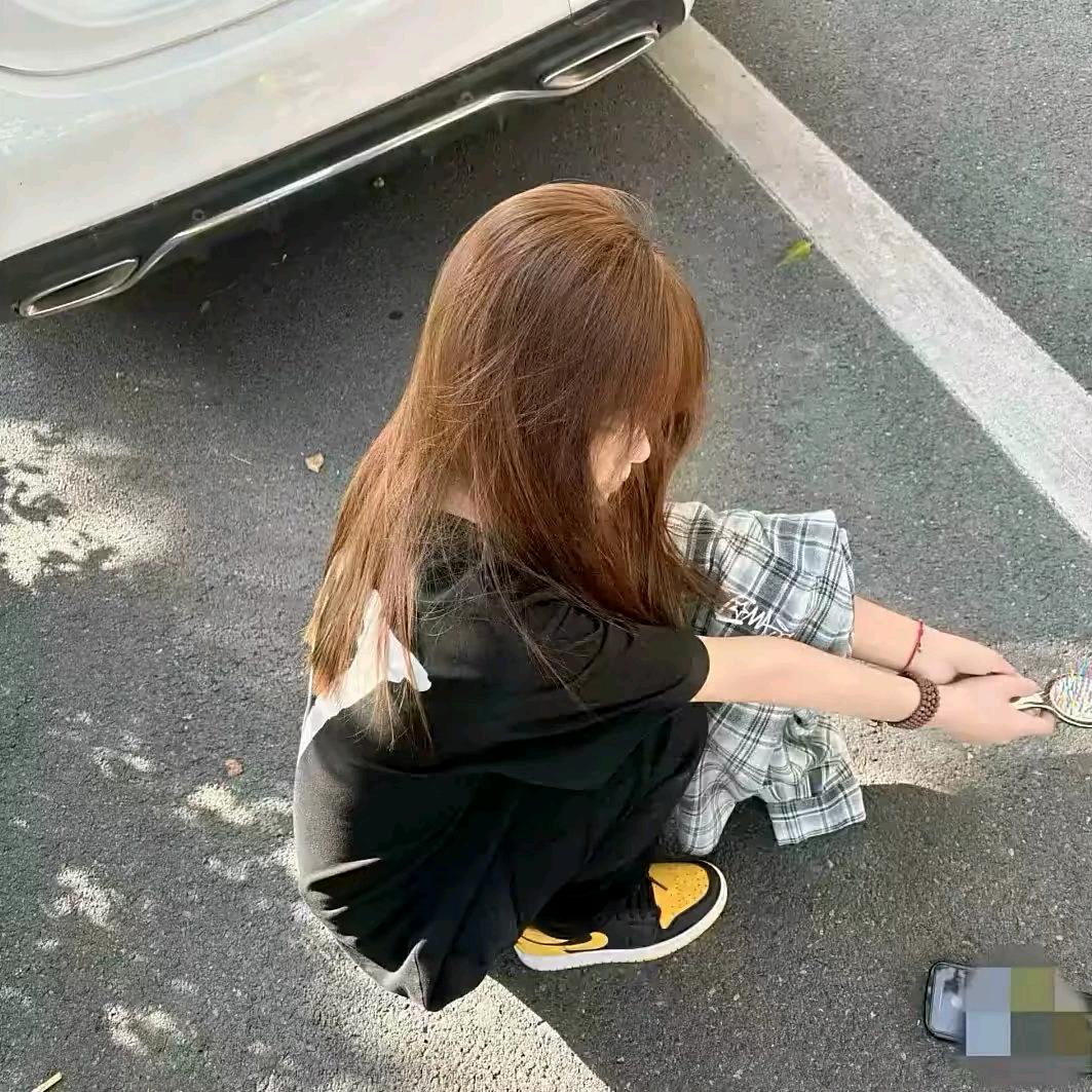 @^林依_´