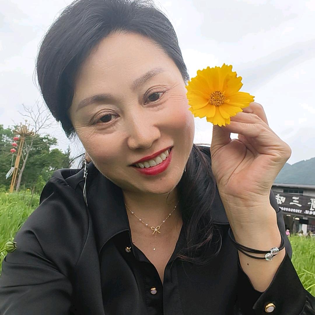 红姐（不定时🎤💃）