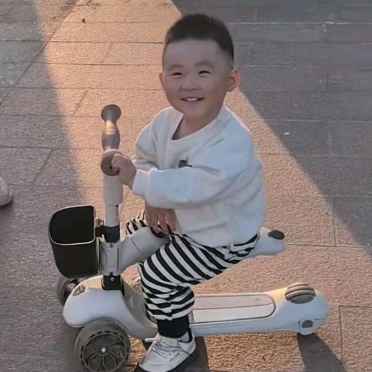 莯宝儿