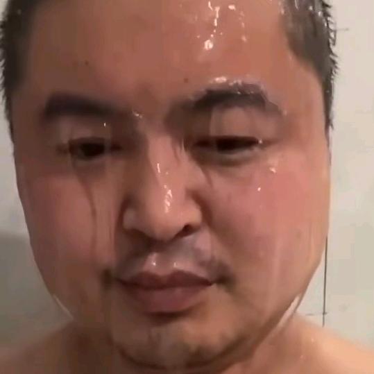 胯下运钢丝球