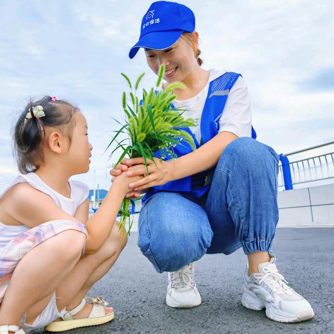 在红安做家政的小姐姐