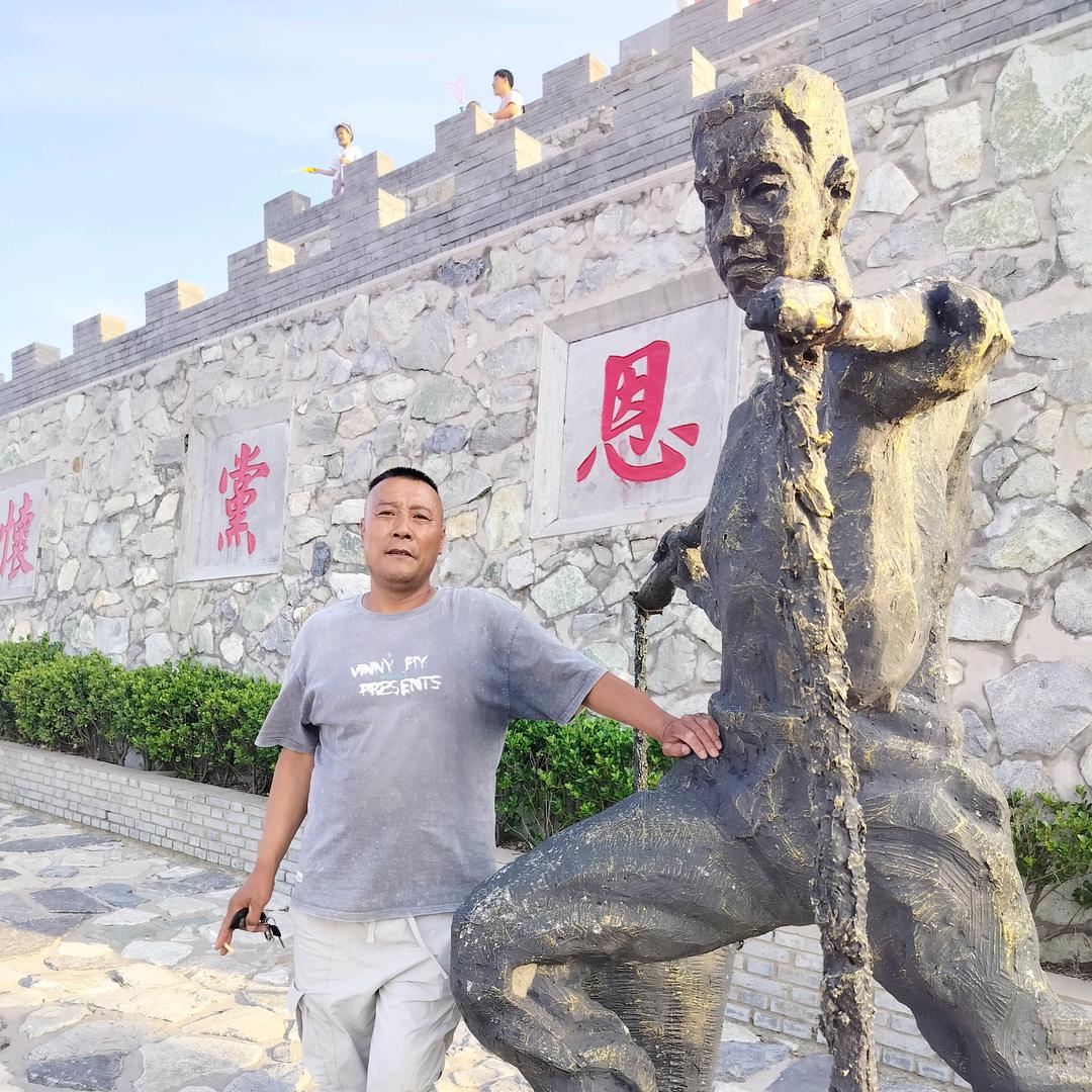专业摸灰