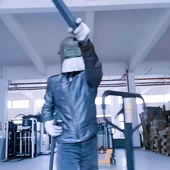 抖音街溜子