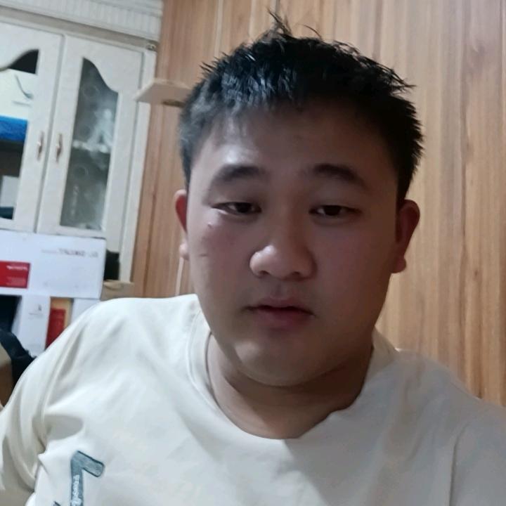强兴铝门