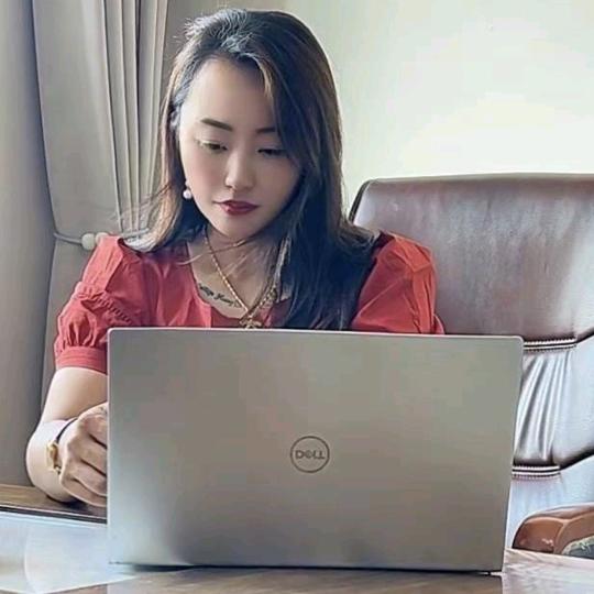 🌈李 十  七